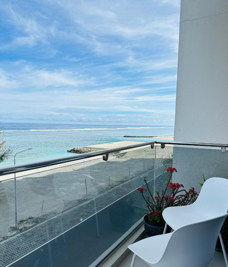 Lazzlla Beach Front Apartments هولهومالي المظهر الخارجي الصورة